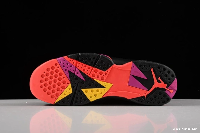 313358-006 Air 7 Black Retro Jordan Patent 0614